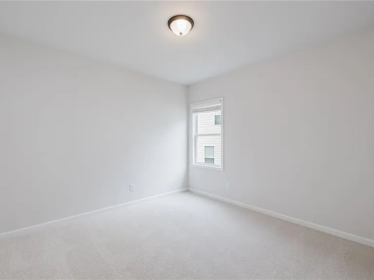 1814 Westfall Lndg — Photo 12