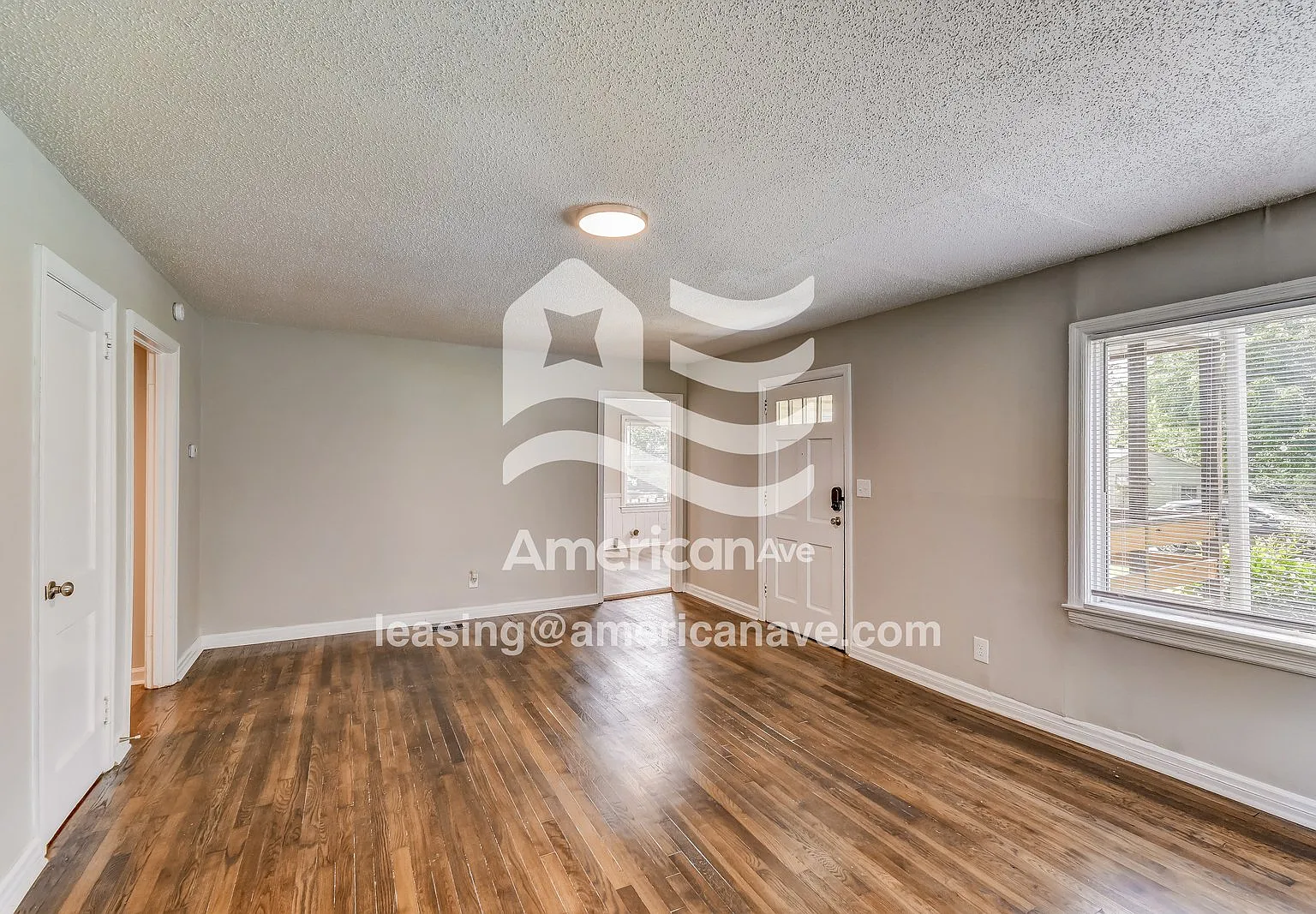 2 bed, 1.0 bath, 993 sqft, $839 — Photo 4