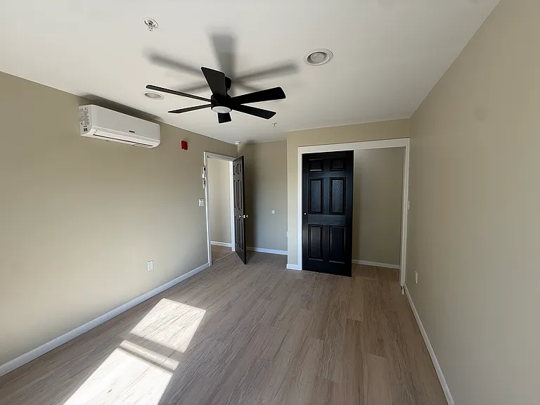1015 Lancaster Ave #3A — Photo 7