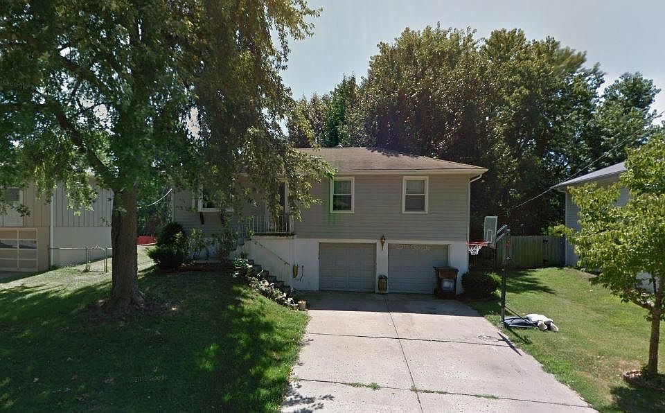 1st image of 1934 S Leslie Dr