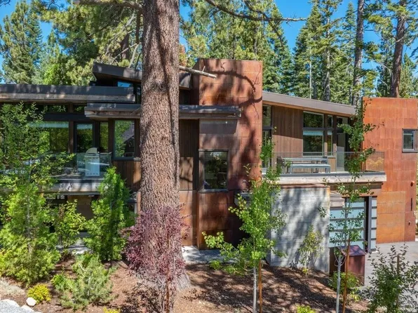 120 Old Cedars Pl, Tahoma, CA 96142