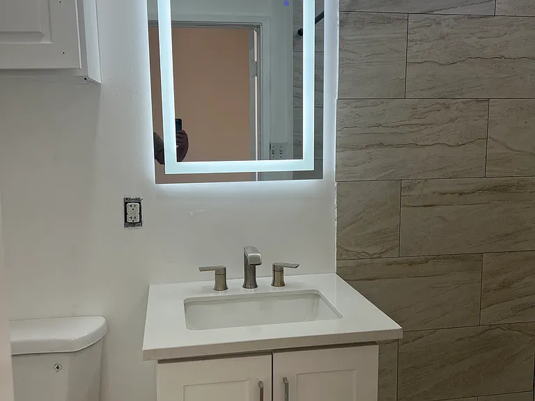 12224 Beverly Blvd — Photo 10