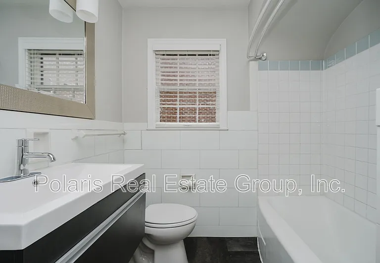 3346 Fall Creek Pkwy — Photo 22