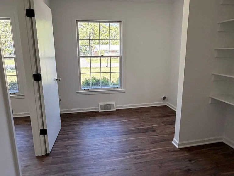 313 Tyne Ave — Photo 4