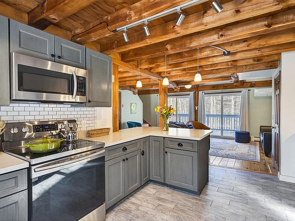 3rd image of 801 US Route 1 Route #B3