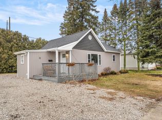 13 Martin Dr, Leamington, ON N8H 2R5