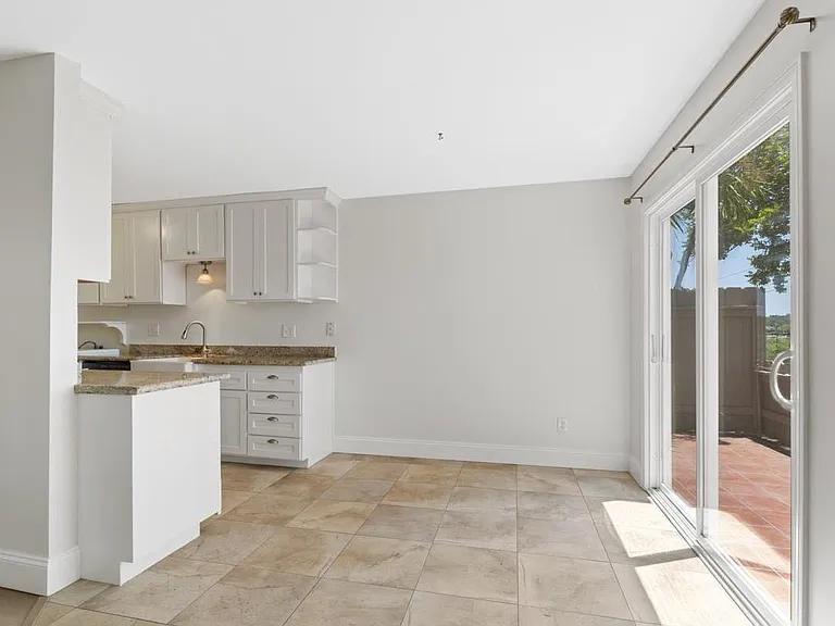 4230 Camino Ticino — Photo 7