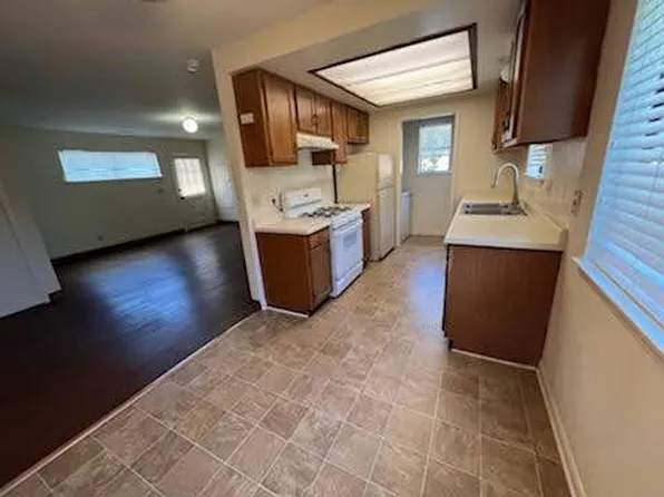 950 1/2 Pershing Ave, San Jose, CA 95126