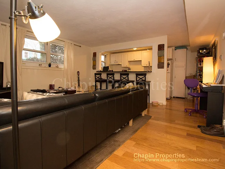 95 Chestnut St #1B — Photo 5