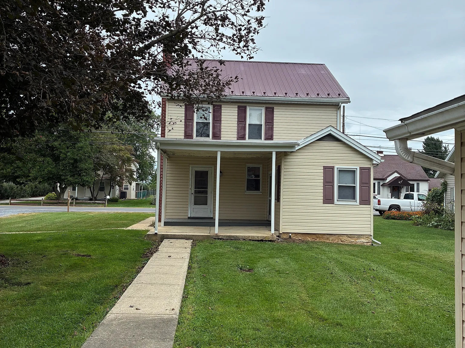 2 bed, 1.5 bath, $1,350 — Photo 3
