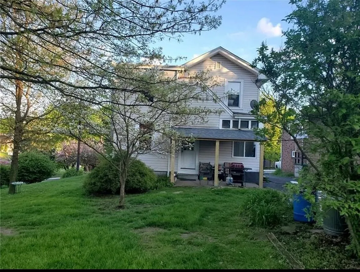 2 bed, 1825 sqft, $1,000 — Photo 3