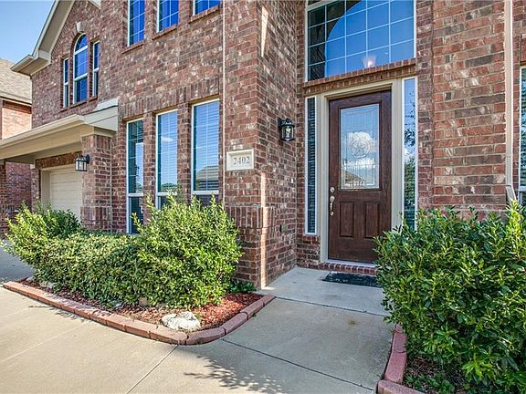 3rd image of 2402 Gulf Stream Ln