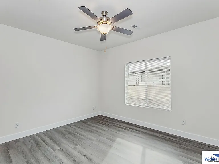 9901 E Annabelle Cir — Photo 7