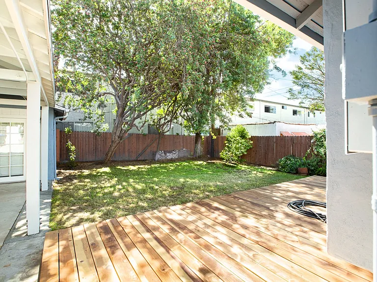 1170 Sonora Ave — Photo 53