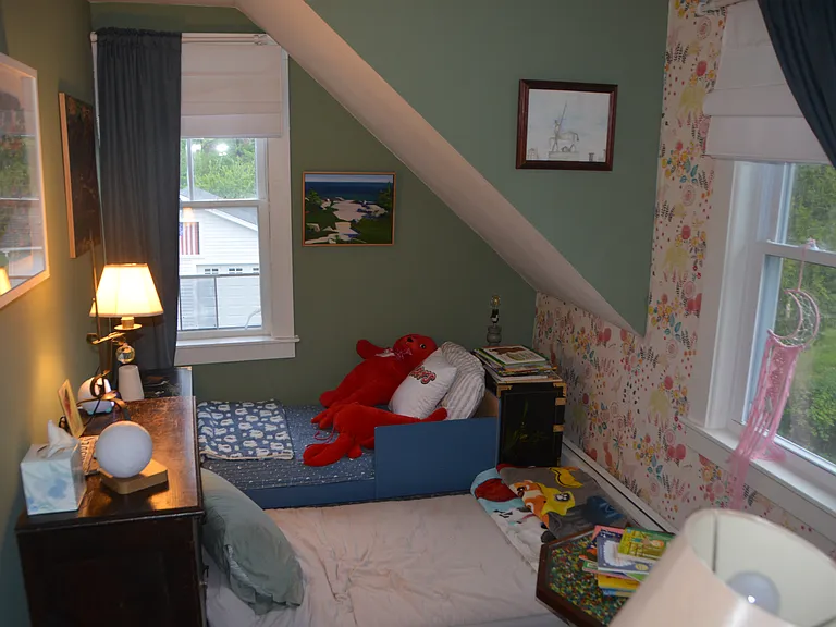 503 Surry Rd — Photo 24