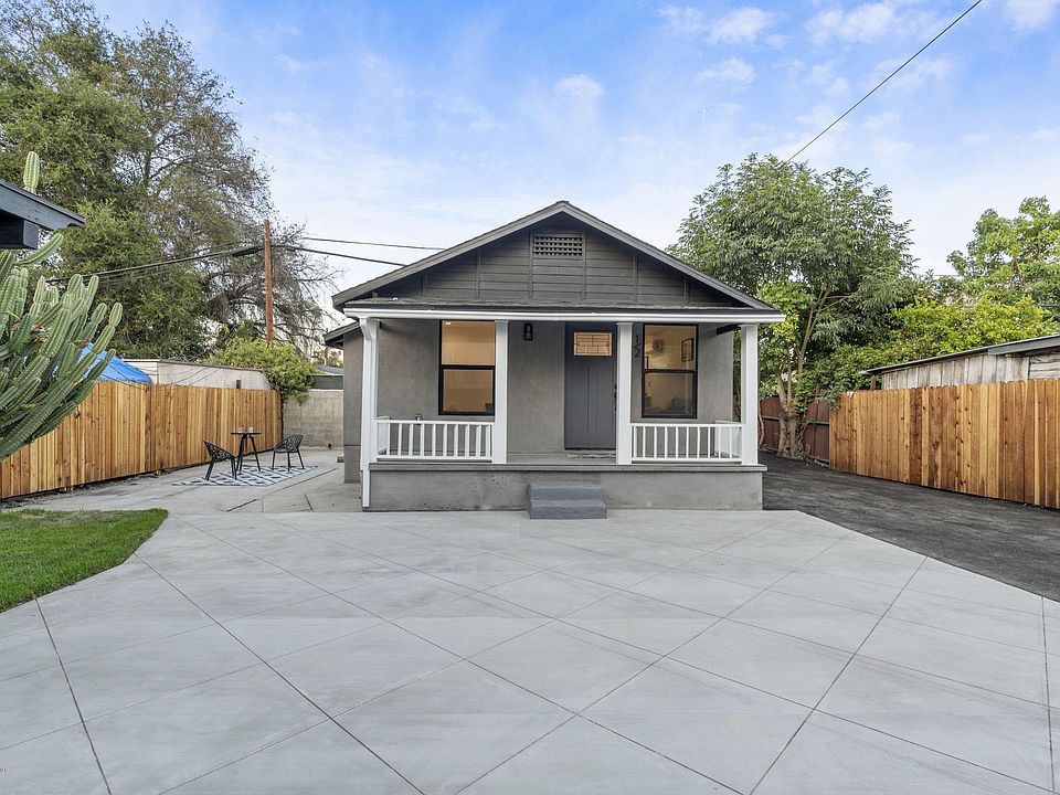 1st image of 3540 1/2 Locke Ave
