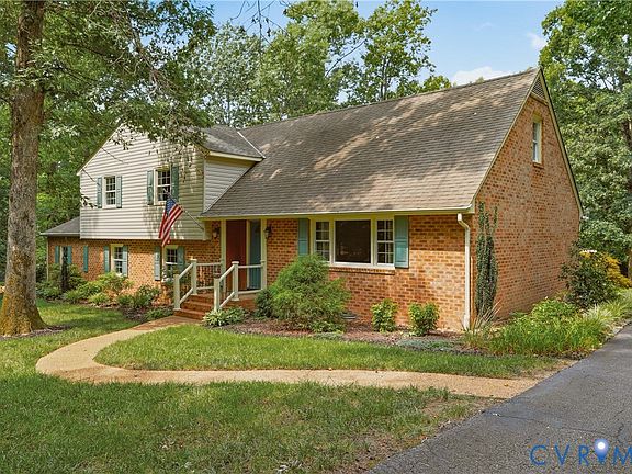 2nd image of 1004 Otterdale Rd