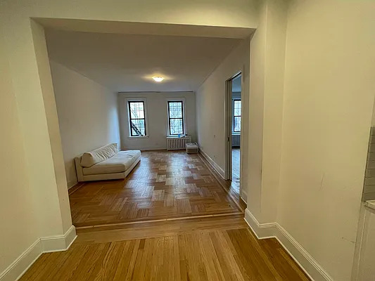 Rented by Buchbinder & Warren | media 1