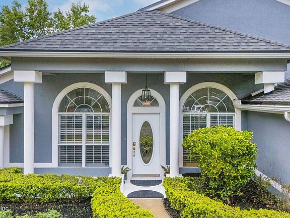 5th image of 609 PINELAND Lane