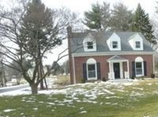 101 Meadow Ln, Wallingford, PA 19086
