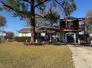 210 Davis Ranch Rd, Alvarado, TX 76009