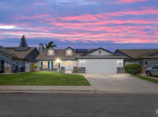 3404 Cathedral Rose Ave, Bakersfield, CA 93313