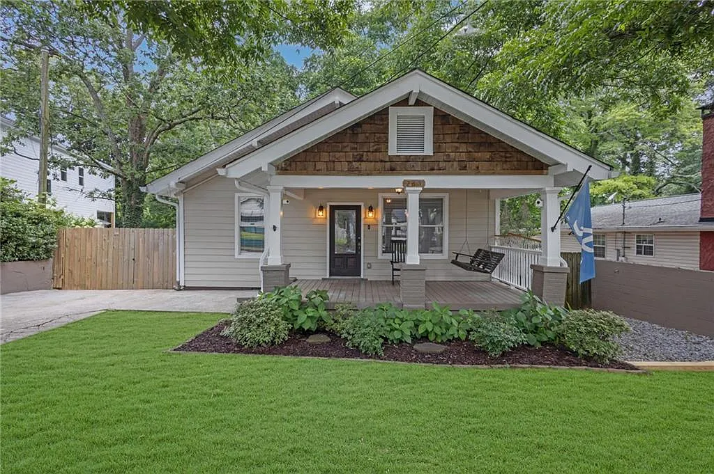 3 bed, 2.0 bath, 1602 sqft, $3,500 — Photo 1
