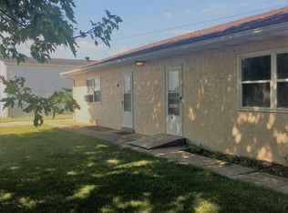 180 Neville St APT 2, Circleville, OH 43113