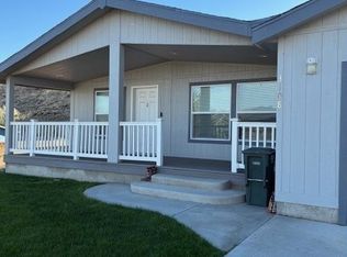3108 SW River View Dr, Pendleton, OR 97801