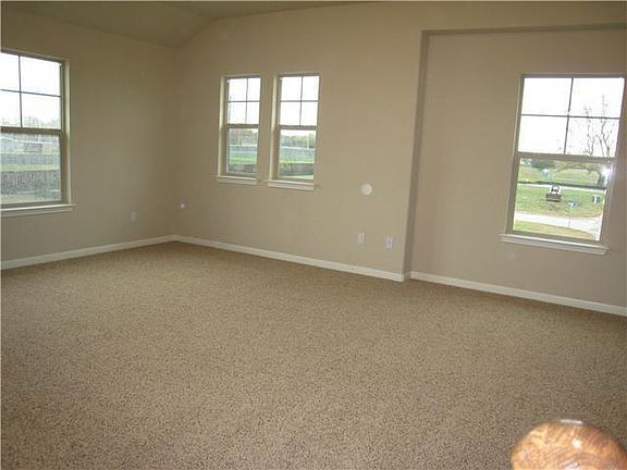 5th image of 12508 Charlies Ln