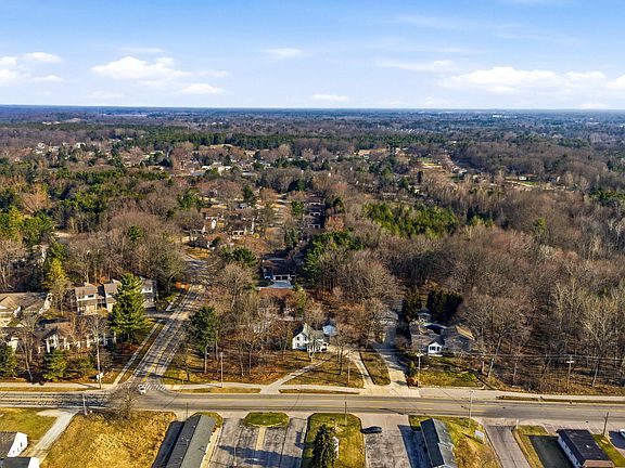 5th image of 17839 N Shore Rd