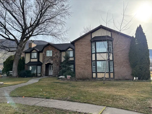 1771 N Country Cir, Centerville, UT 84014