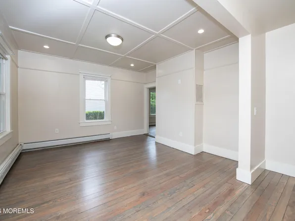 35 W Westside Ave, Red Bank, NJ 07701