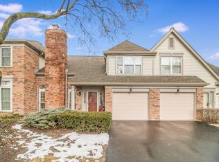 4073 Newport Ln #6-5, Arlington Heights, IL 60004