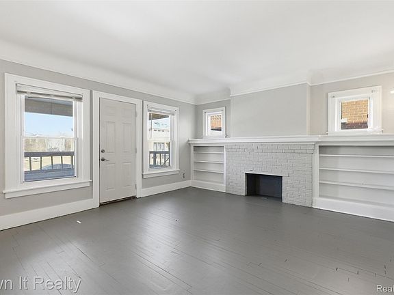 4th image of 4243 Clements St