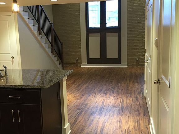 4th image of 71 Canvass St #2843785