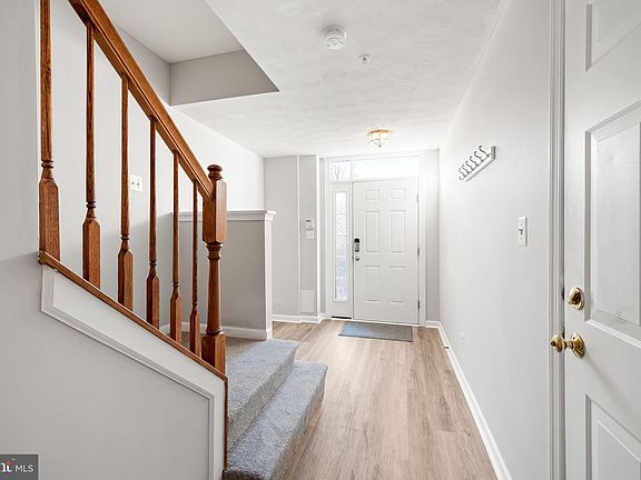 4th image of 2141 Mardic Dr