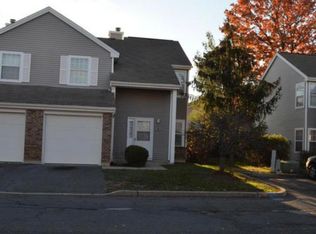 34 Renaissance Ln, New Brunswick, NJ 08901