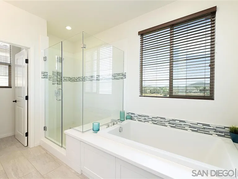 16307 Veridian Cir — Photo 12