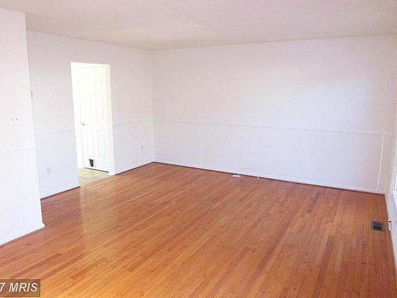 4th image of 1858 Bramble Brooks Ln