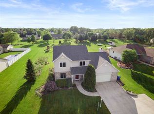 15333 Amstutz Rd, Leo, IN 46765