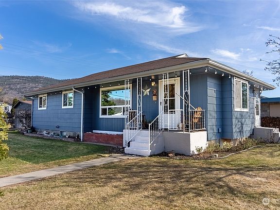2nd image of 816 9th Avenue