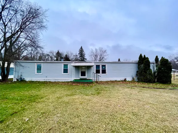4139 W Bacon Rd, Hillsdale, MI 49242