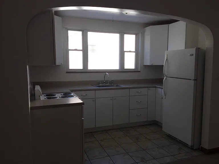 Great kitchen area!