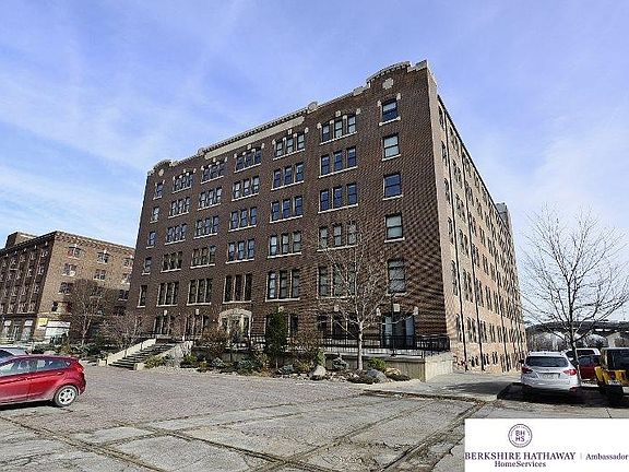 2nd image of 105 S 9th St APT 607