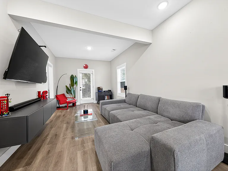 34 Forest Ridge Ln — Photo 5
