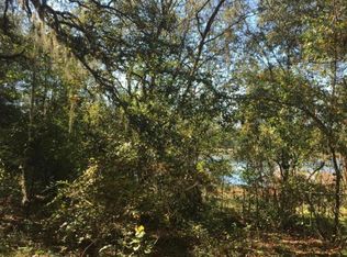 227 N Cooper Lake Dr, Interlachen, FL 32148