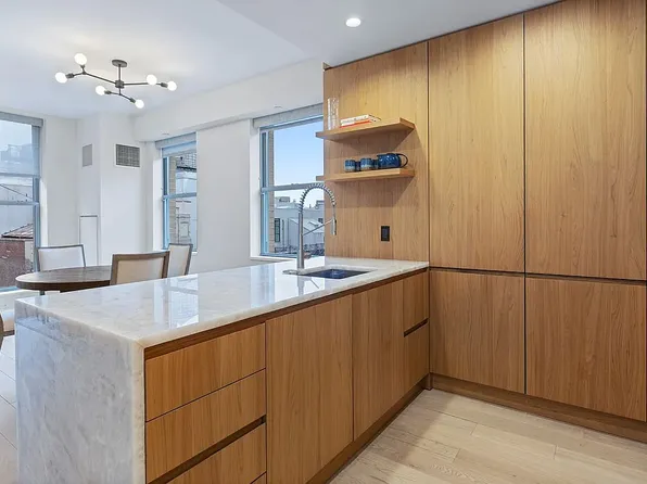 27 W 19th St APT 12, New York, NY 10011