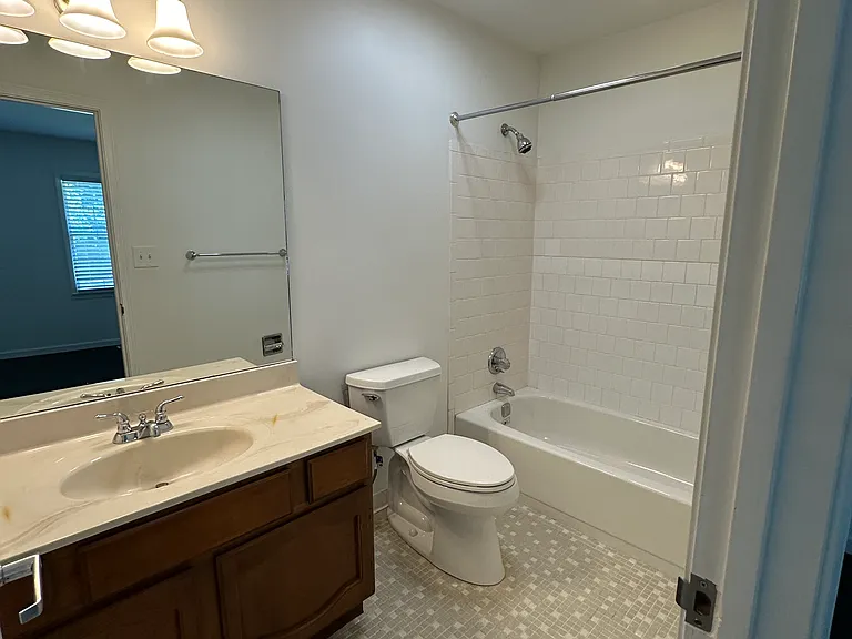 4595 Village Oaks Cir — Photo 24