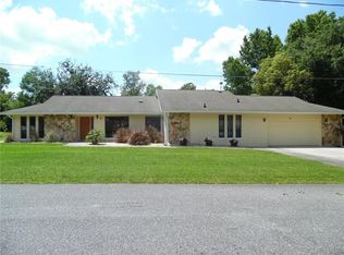 4 Pine Ct, Yalaha, FL 34797